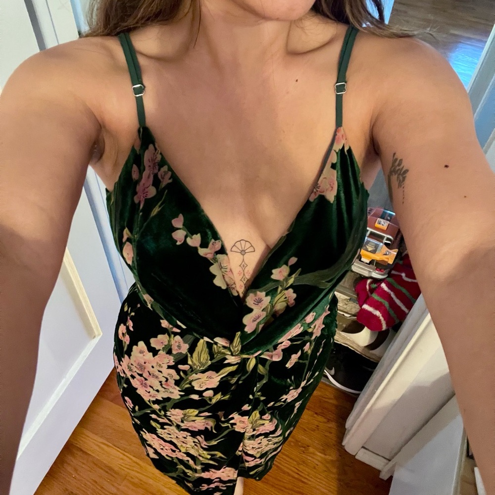 J.O.A. Green and Pink Floral Dress - Picture 5 of 5